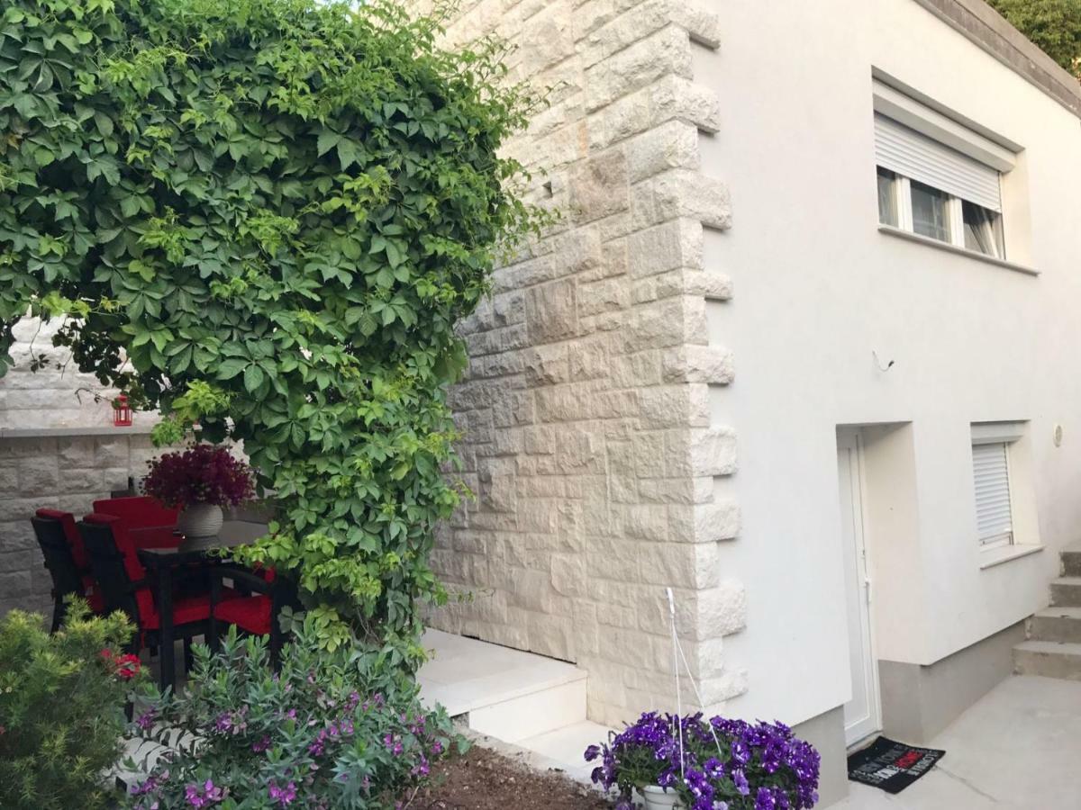 Apartman Crnica 시베니크 외부 사진